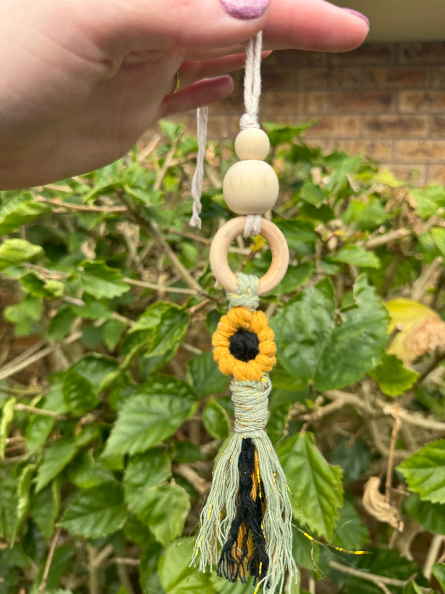 Flower essential oil diffusers