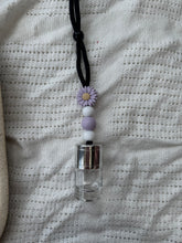 Load image into Gallery viewer, Beaded diffusers
