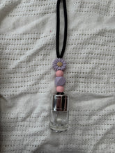 Load image into Gallery viewer, Beaded diffusers
